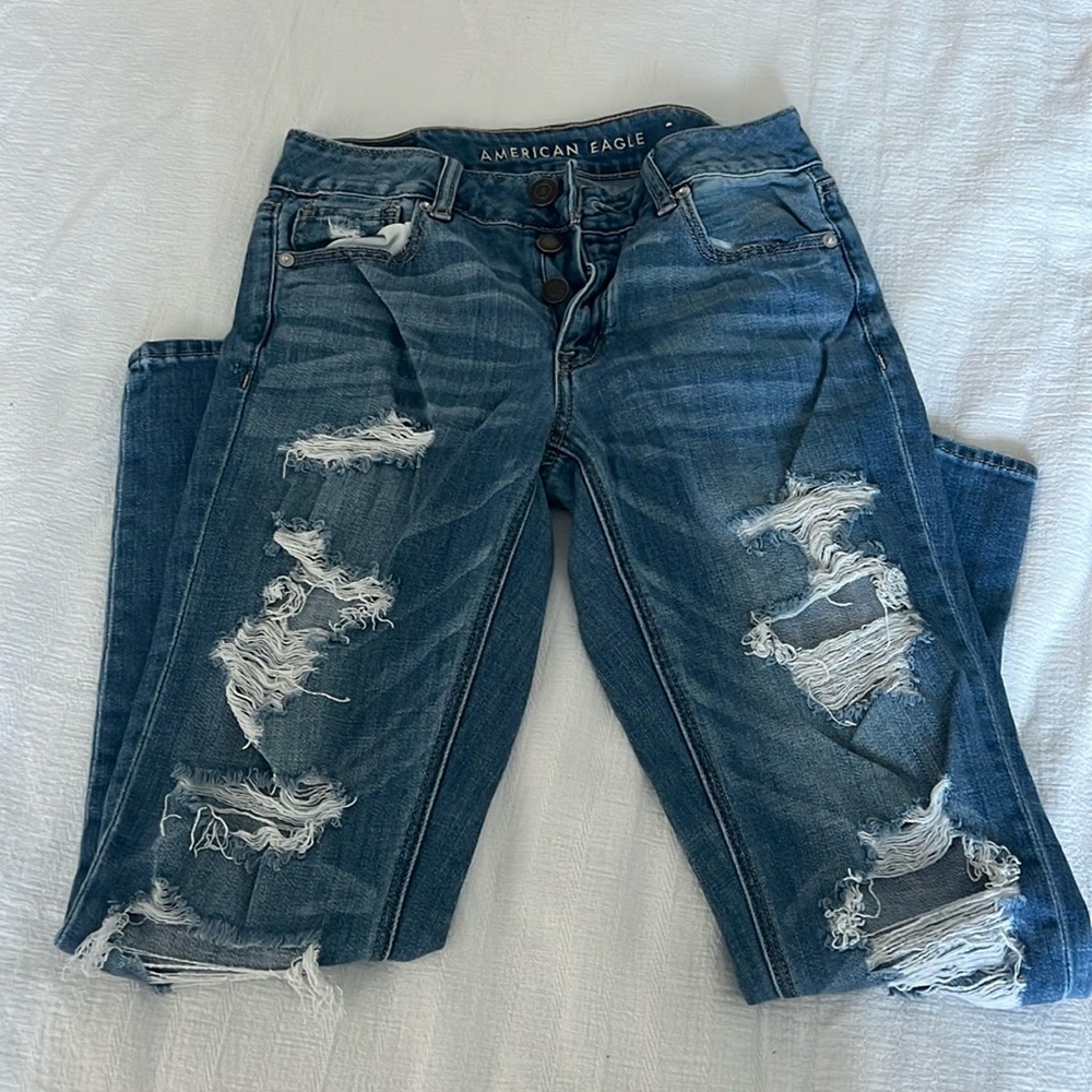 America Eagle Ripped Jeans